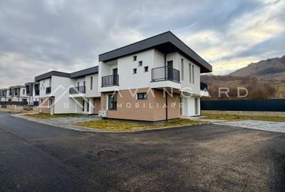 Casă cu 4 camere cu Canalizare în Florești - 4