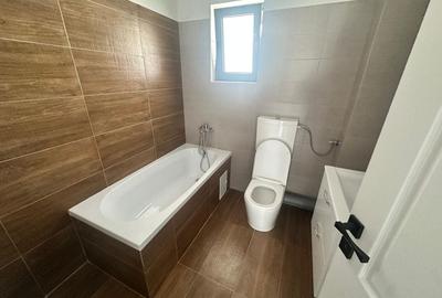 Duplex cu 4 camere cu Canalizare în Central - 5