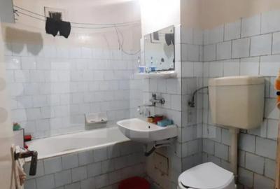 Apartament cu 3 camere decomandat în Micro 16 - 4