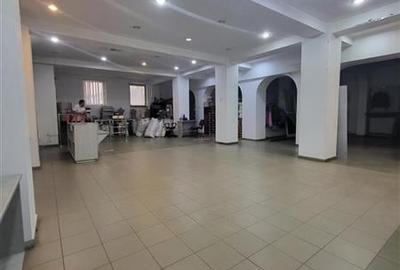 Spațiu comercial, de 190 mp, în Autogară - 4