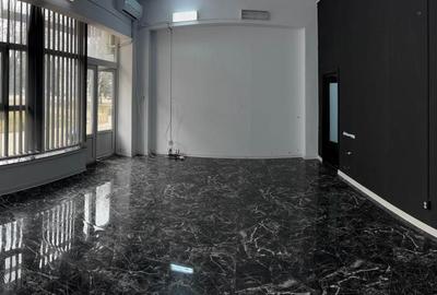 Spațiu comercial, de 40 mp, în Exterior Vest - 1