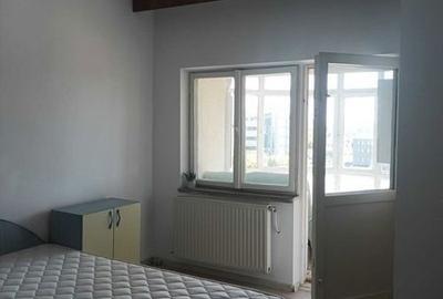 Apartament cu 3 camere decomandat în Gării - 2