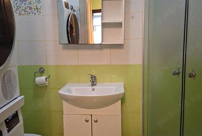 Apartament cu 3 camere semidecomandat în Central - 4