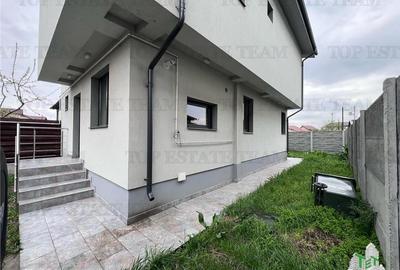 Casa Individuala cuplata Living generos, 4 camere, asfalt, STB si canalizare int - 4