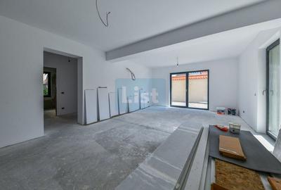 Apartament cu 3 camere decomandat în Brașovul Vechi - 3