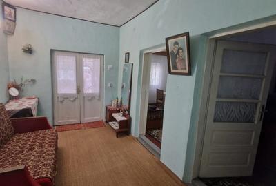 CASA 4 CAMERE , SUPRAFATA TOTALA 80 MP , TEREREN 355 MP, DESCHIDERE  17,5 ML - 4