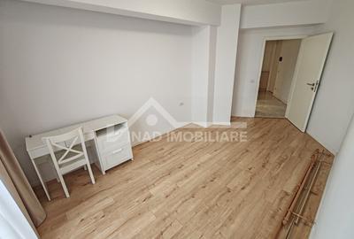 Apartament cu 4 camere semidecomandat, mobilat în Zorilor - 12