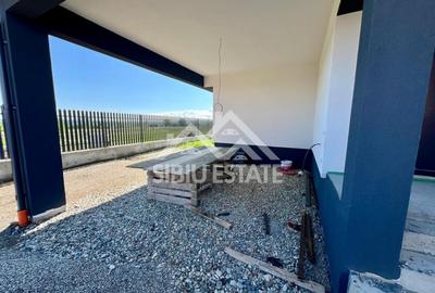 Casa individuala generoasa 5 camere, carport si pivnita curte 500 mp - 3