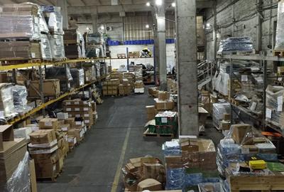 Spațiu comercial, de 7,380 mp, în Central - 16