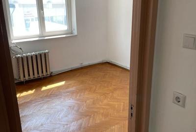 Apartament cu 2 camere decomandat în Central - 8