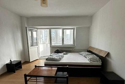 Garsonieră decomandată în Vitan - 1