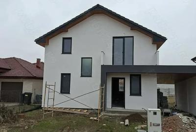 Casă cu 3 camere în Central - 6