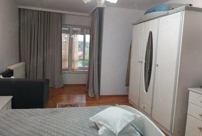 Casă cu 6 camere în Motru - 5