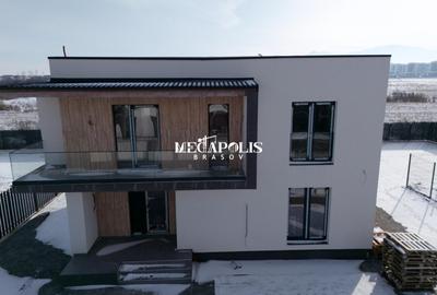 Casă individuală cu 4 camere cu Canalizare în Sânpetru - 8