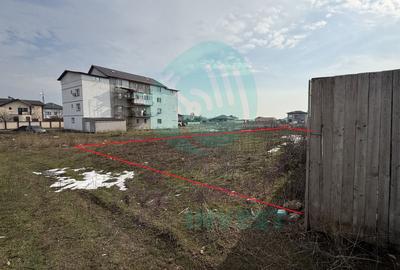 Teren Construcții intravilan de 826 mp, în Nord - 3