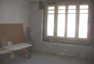 Apartament cu 4 camere semidecomandat în Moșilor - 8