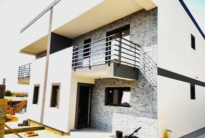 Casă cu 4 camere cu Teren 165 Mp în Berceni