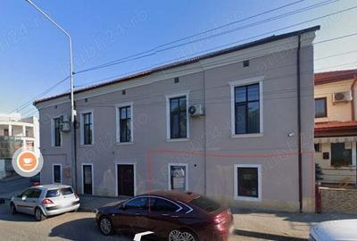 Spațiu comercial, de 65 mp, în Central - 1