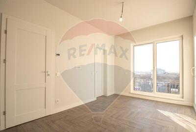 Casă cu 4 camere cu Teren 345 Mp în Tunari - 15