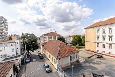 Apartament cu 4 camere LUX, zona Gloria - Pedagogic - Malul Mureșului - 3