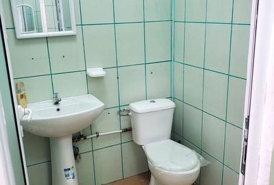 Spațiu comercial, de 75 mp, în Central - 8