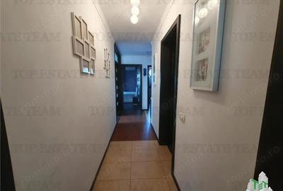 Apartament cu 3 camere decomandat în Sat Vacanță - 14