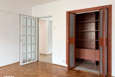 Apartament cu 4 camere, mobilat în Decebal - 3