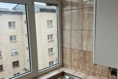 Apartament cu 3 camere decomandat în Central - 10
