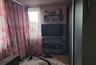 Vând casa tip duplex Floresti - 7