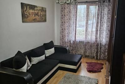 Garsonieră decomandată, mobilată în Astra