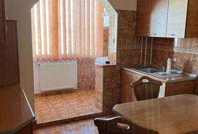 Apartament cu 2 camere decomandat în Central - 2