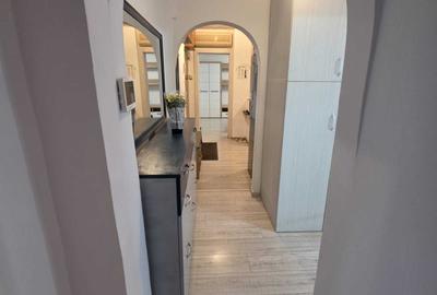 Apartament cu 3 camere decomandat, mobilat în Central - 2