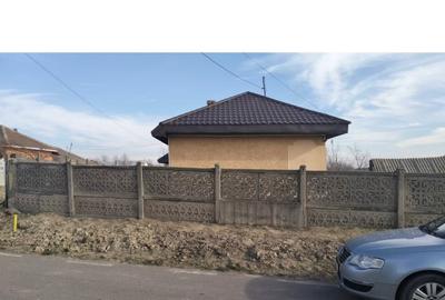 Casă cu 4 camere în Borcea - 4