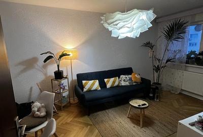 Apartament cu 3 camere decomandat, mobilat în Micro 14 - 3