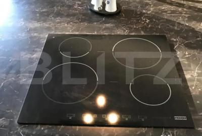 Casă cu 8 camere cu Teren 1038 Mp în Central - 14