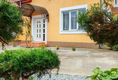 Vilă cu 7 camere, 3 băi, P+M, garaj, terasă, 1130 mp teren, Sântandrei, Bihor. - 23