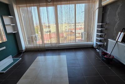 Birou, de 15 mp, în Inel II - 2