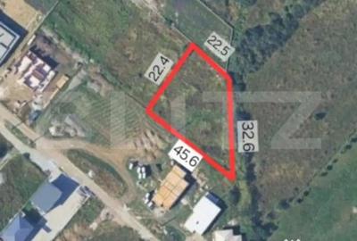 Teren de 900 mp, în Unirea