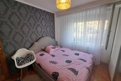RECO Apartament cu trei camere decomandat - 8