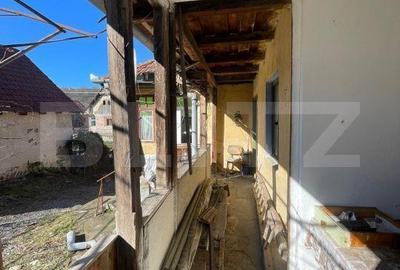 Casă cu 4 camere în Bica - 11