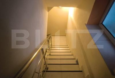 Spațiu comercial, de 440 mp, în Central - 10