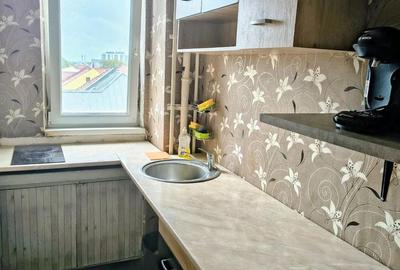 Apartament cu 2 camere semidecomandat în Florilor