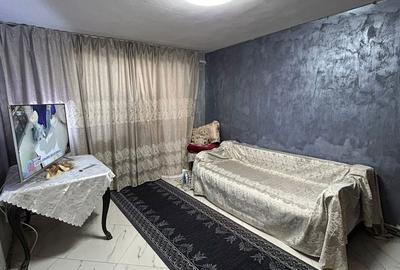 Apartament cu 2 camere decomandat în Podu Roș