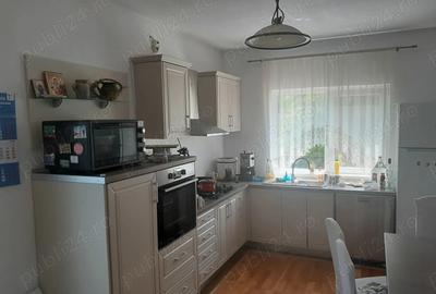 Casă cu 4 camere în Șofronea - 4