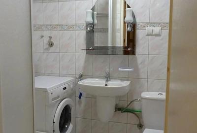 Apartament cu 2 camere decomandat în Complex Studențesc - 1