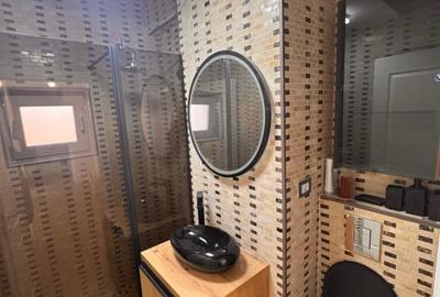 Apartament cu 3 camere în Brestei