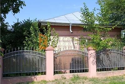 Casa tip parter zona Fundeni - Zarnesti - 1