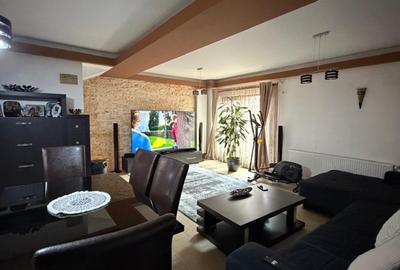 Casă cu 6 camere cu Teren 85 Mp în Central - 3