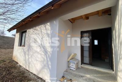 Casă individuală cu 6 camere cu Teren 500 Mp în Ciritei - 2