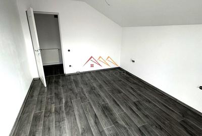 Casă individuală cu 4 camere cu Canalizare în Cornu - 14